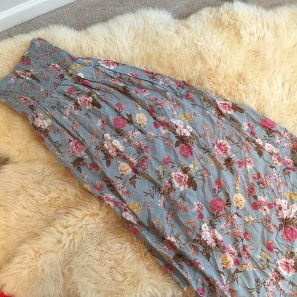 Strapless Maxi - Picture 1 of 2